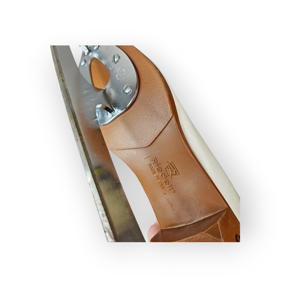 Riedell White Leather Figure Skates - Picture 6 of 7